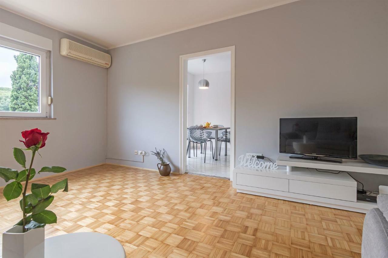Colosseum Apartment Πούλα Εξωτερικό φωτογραφία
