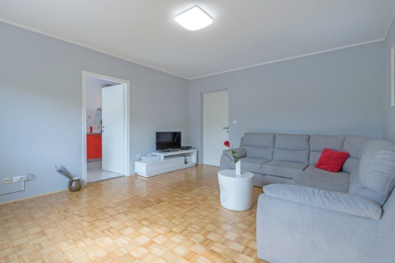 Colosseum Apartment Πούλα Εξωτερικό φωτογραφία
